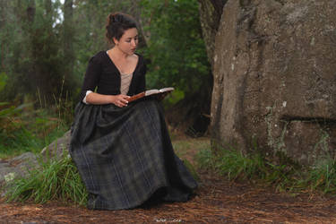 Claire Fraser in Craigh na Dun