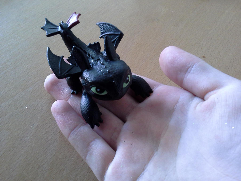 Mini Toothless figure 2 by Kynimfan1 on DeviantArt