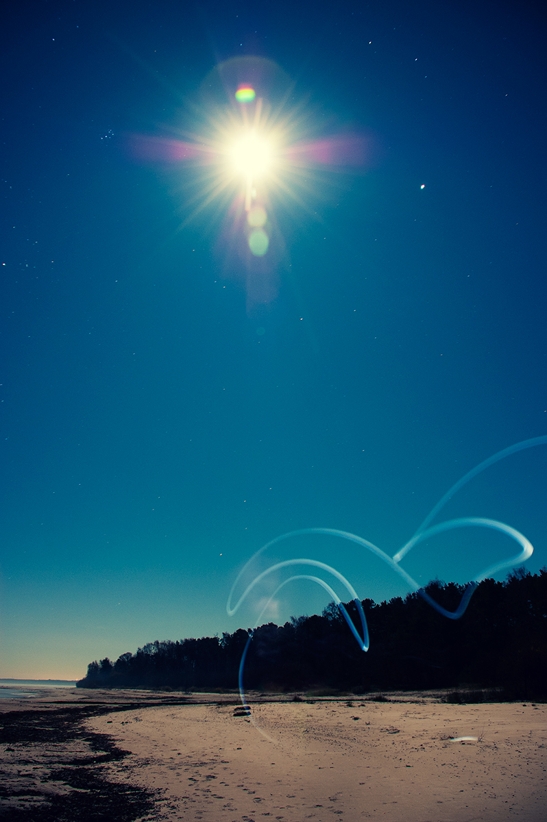 Moon, Jupiter and ghost