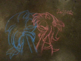 Sonamy nuzzles chalk art