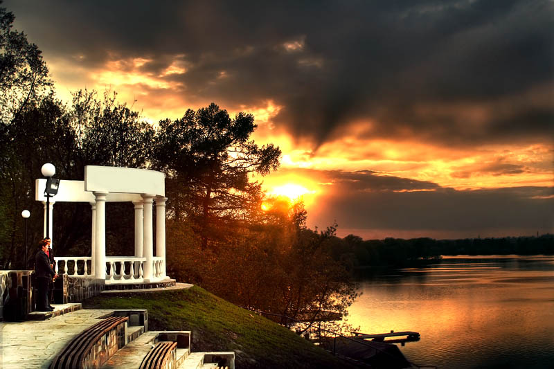 Sunset at the amphitheatre.