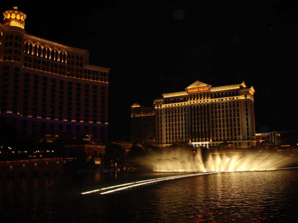 Waterfountain Night show