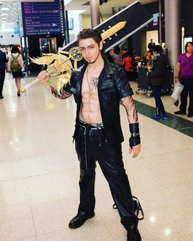 Gladiolus Final Fantasy XV cosplay