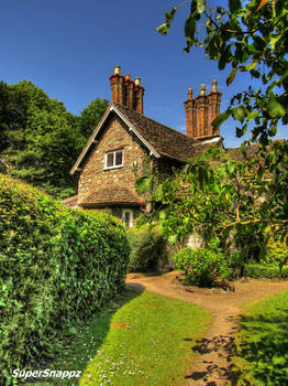 Double Cottage - Stock image