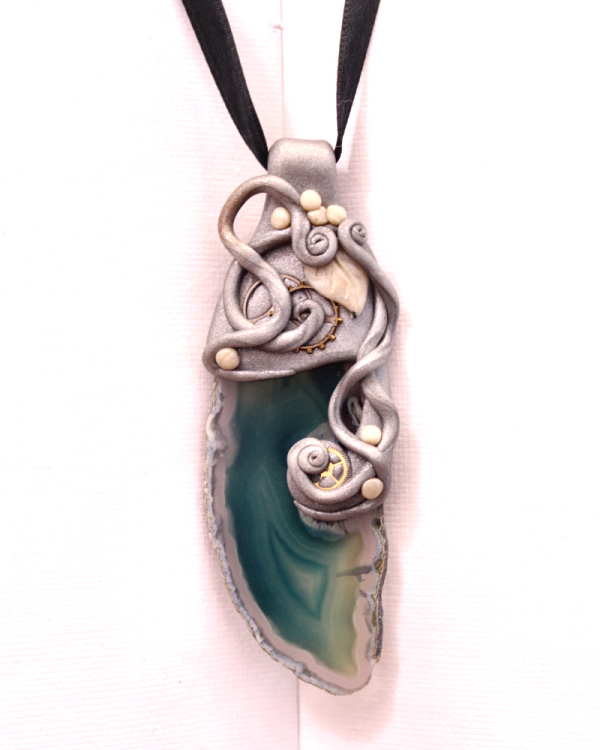 Green Swirl Agate Pendant