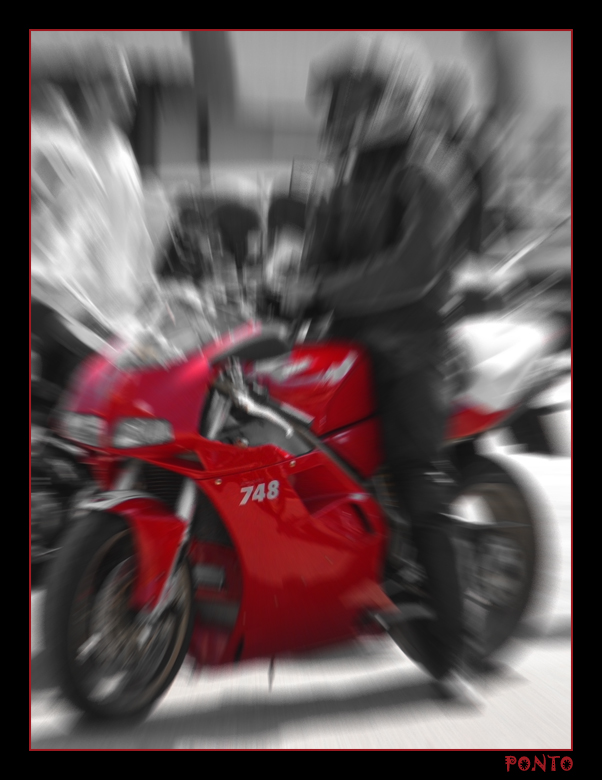 Ducati 748