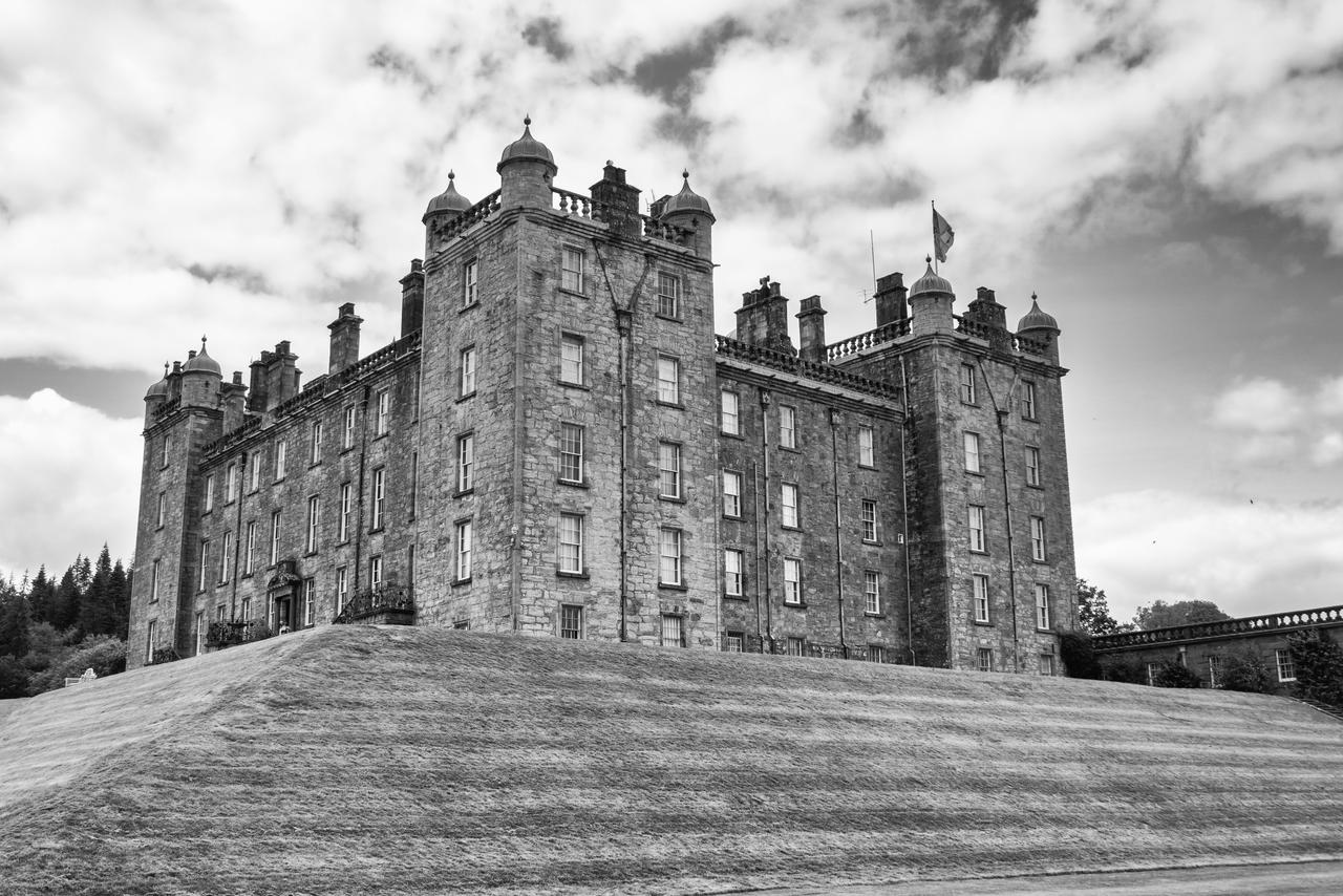 Drumlanrig Castle