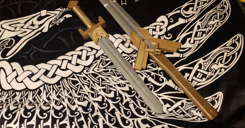Amaya's Sword and Dragon Prince Dagger