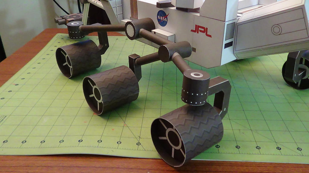 Paper Rover Curiosity Rover Papercraft (11) by devastator006 on DeviantArt