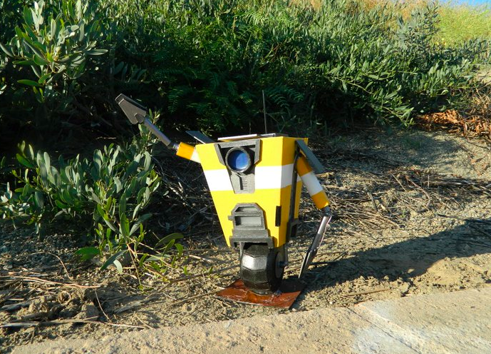 Claptrap model by Stoops-a on DeviantArt