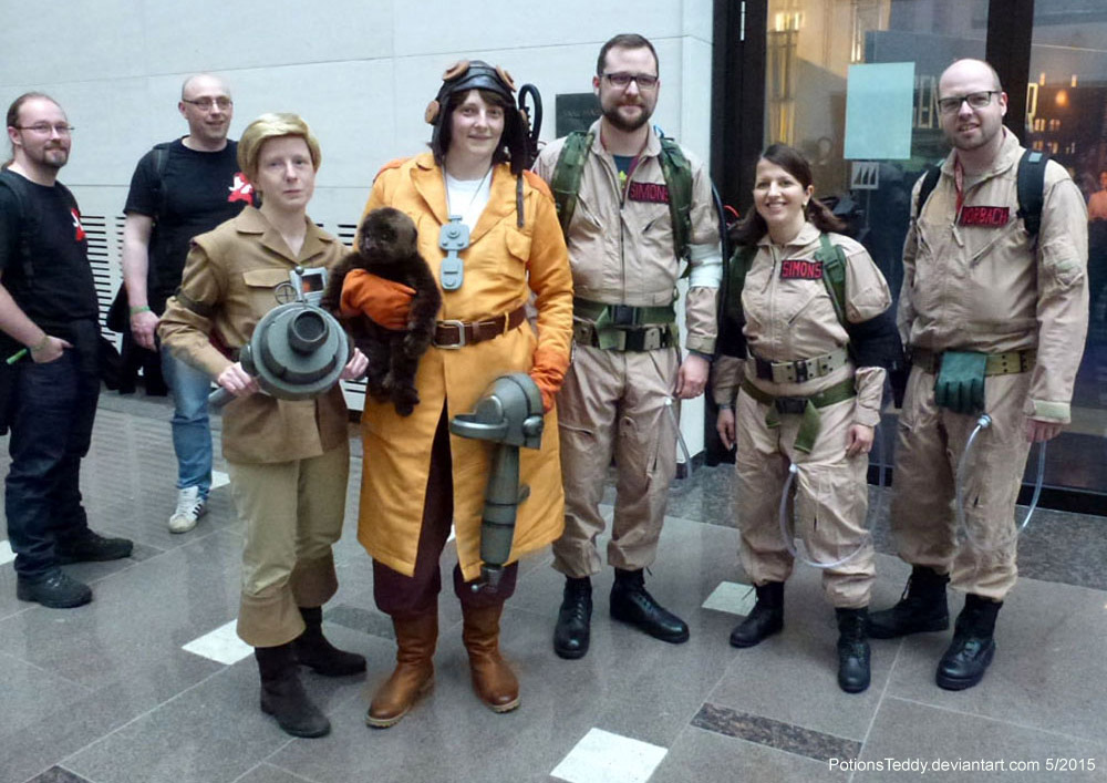 The Ghostbusters team up!