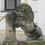 Lion with chain - Sculpture