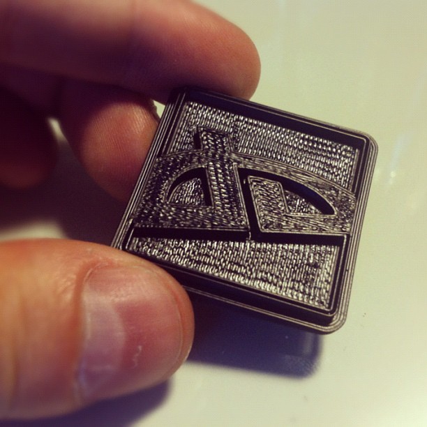 deviantART Logo - 3D Printed with Makerbot by danlev on DeviantArt