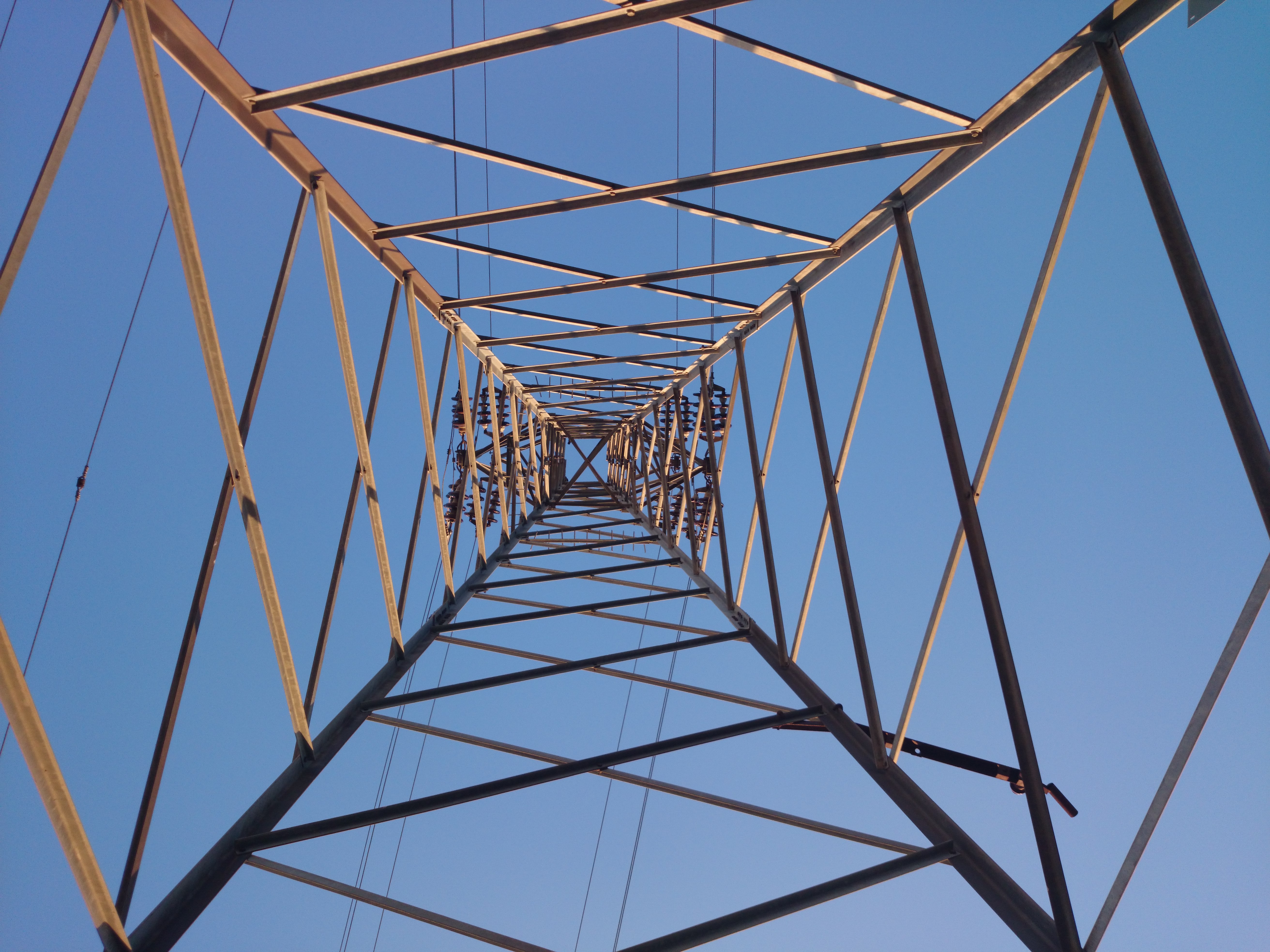 Electric Pylon