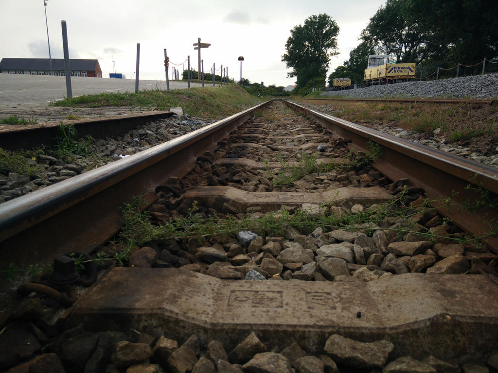 The small rails by 1nfiltrait0rN7 on DeviantArt