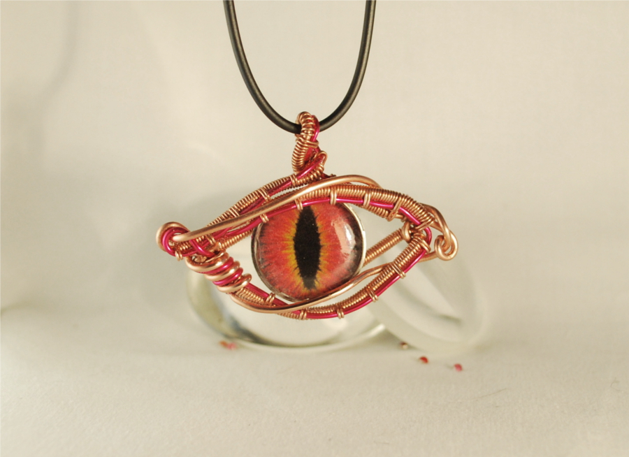 Wire wrapped 'Dragon Eye' Pendant necklace