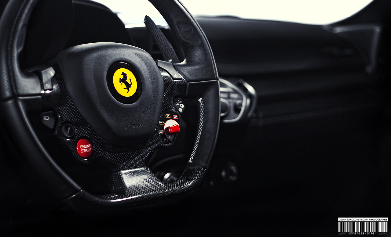 458 italia interior