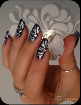 baroque nails