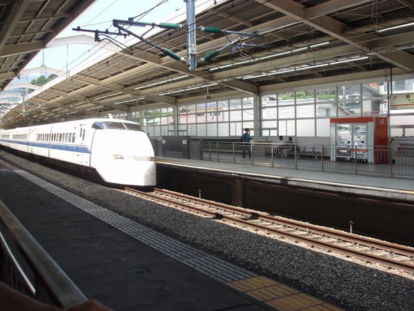 Shinkansen by sorekara on DeviantArt