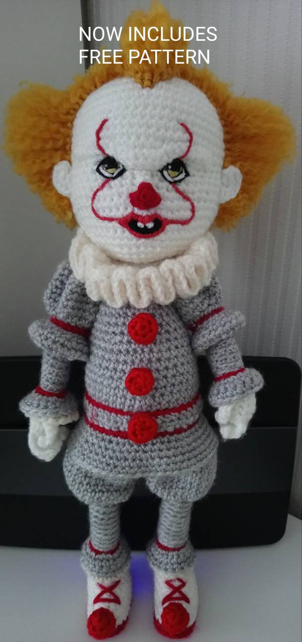 AMIGURUMI PENNYWISE WITH FREE PATTERN by Anaseed on DeviantArt amigurumi-pennywise-with-free-pattern-by-anaseed-on-deviantart