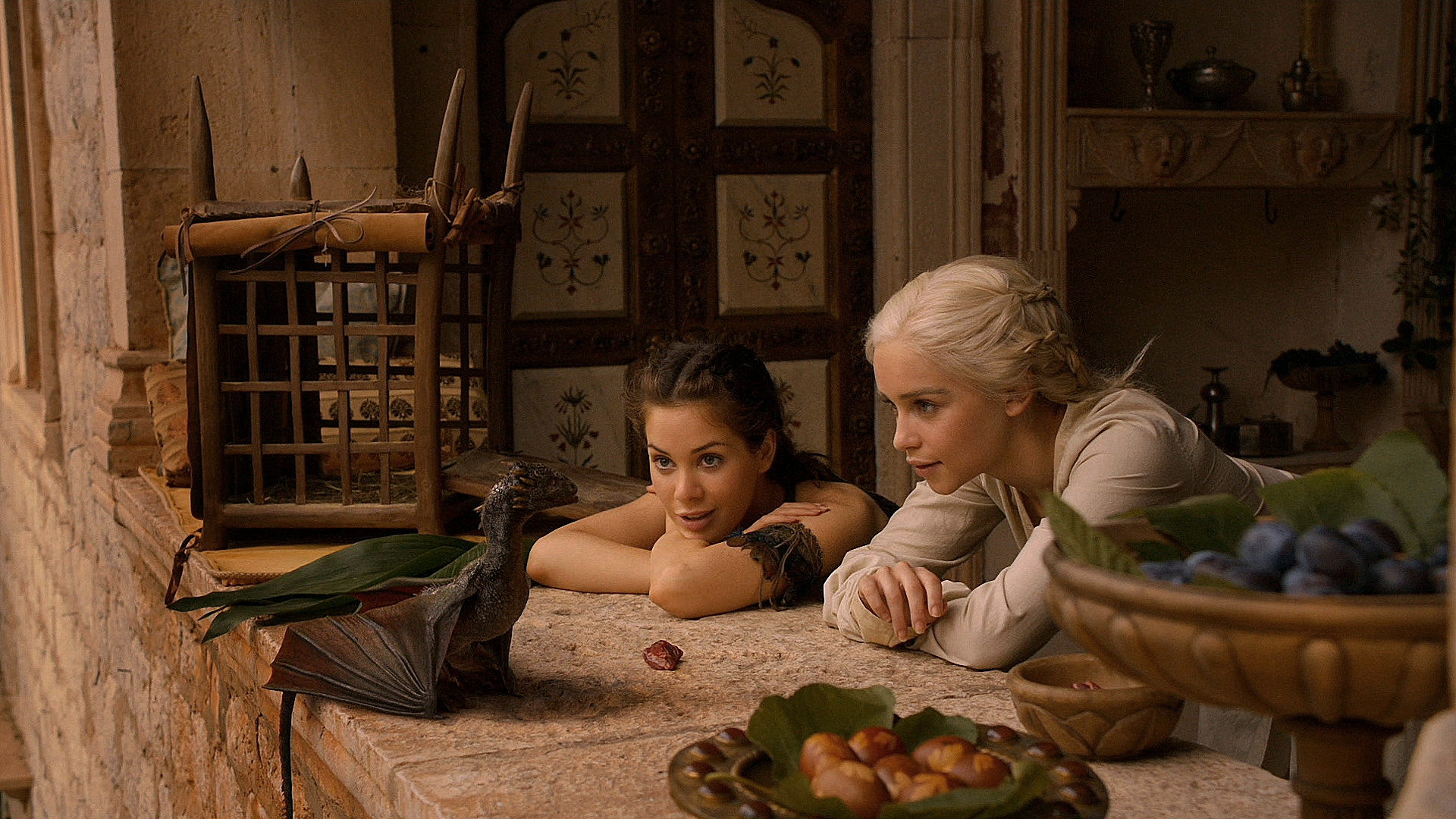 Game Of Thrones Daenerys and Doreah (3) by NewYungGun on DeviantArt