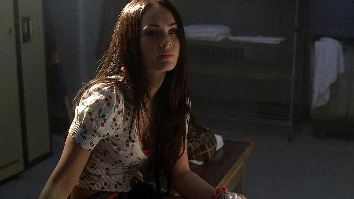 Jennifers body asian girl, mom s tanlines