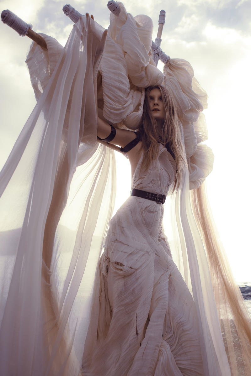 following wind by Avine