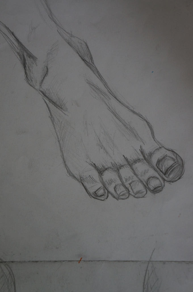 Beautiful feet! by Lunea666 on DeviantArt