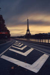 Eiffel sunset color2