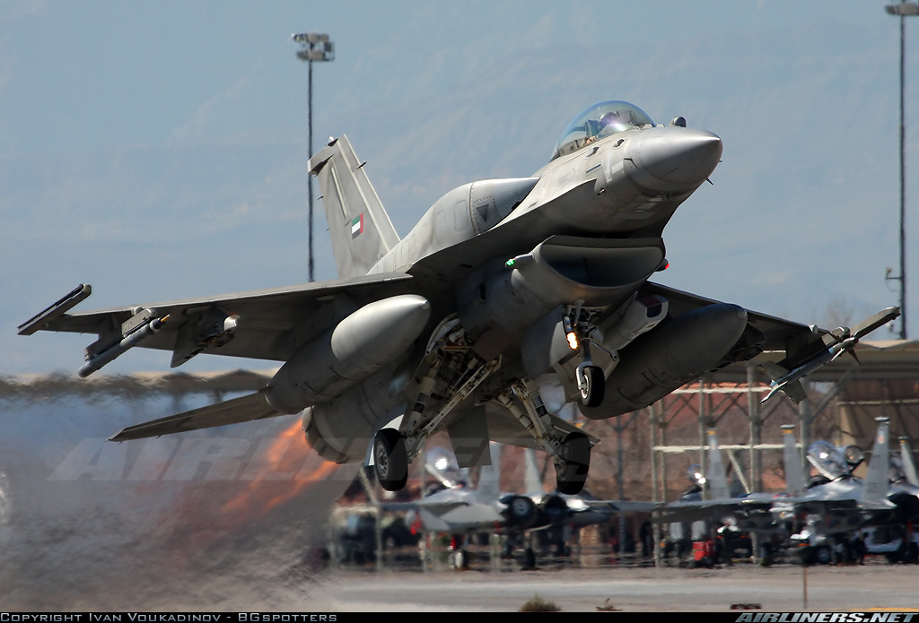 F-16 Falcon taking off