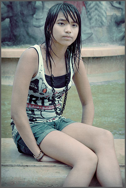 Posing at the fountain