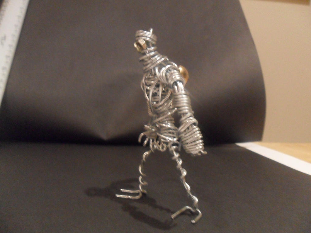 Posable wire man