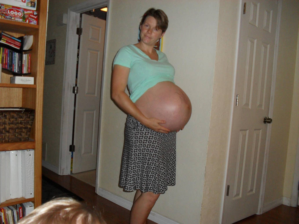 39 неделя беременности 3 беременность. Живот на 37 неделе. Ребёнок на 39 неделе беременности.