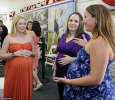 Melissa Joan Hart pregnant