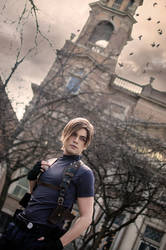 Leon Kennedy Cosplay - Resident Evil 4