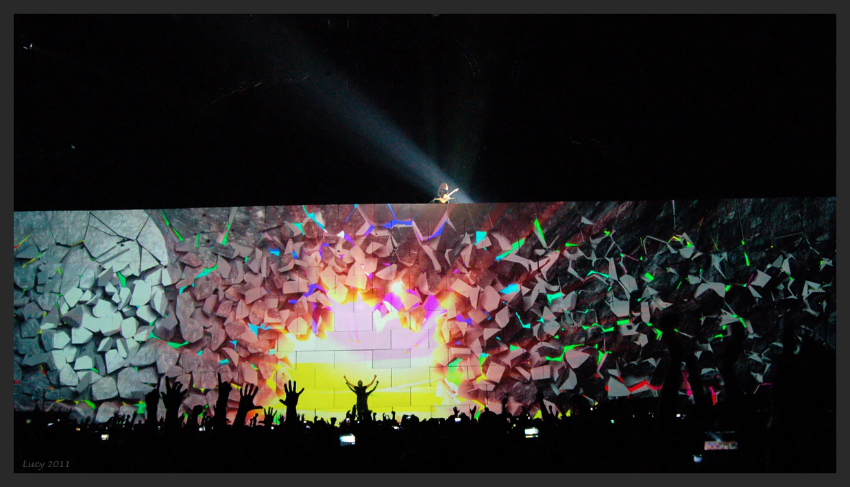 The Wall Comfortably Numb By Lucy C On Deviantart