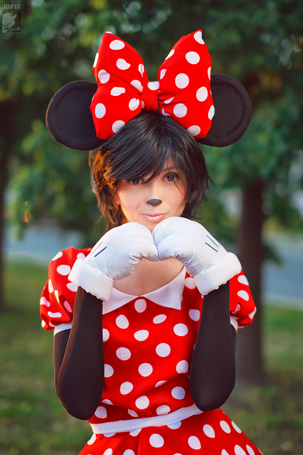 Minnie Mouse by Kifir