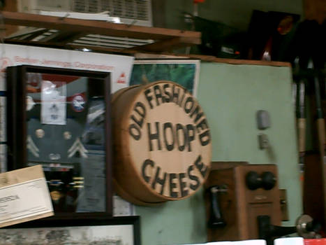 Old Fashioned Hoop Cheese