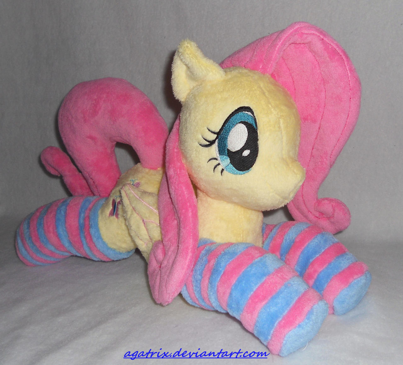 Laying Fluttershy