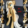 Life size(sitting/laying down)Applejack for sale