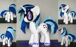 Vinyl Scratch/ Dj Pon3 plush by agatrix