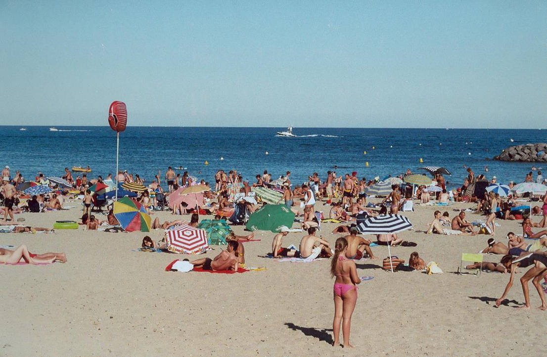 La Plage Francaise By Elonra On Deviantart