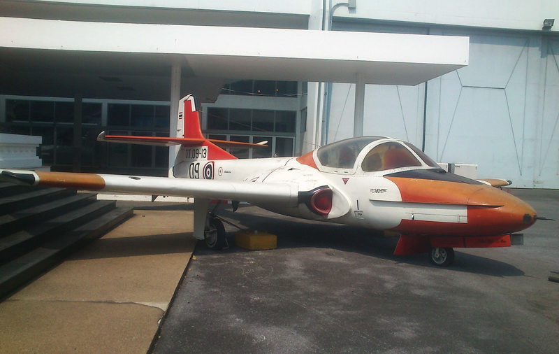 Cessna T-37 Tweet