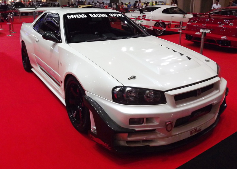 Nissan Skyline R34 Dressed up