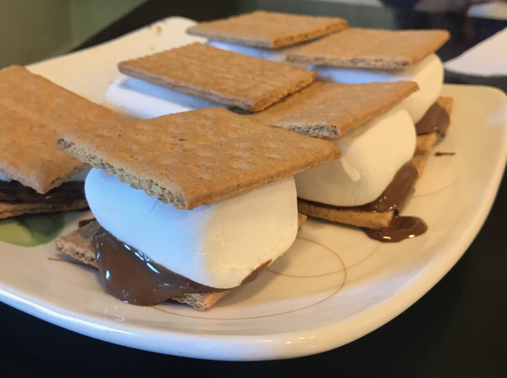S'mores by NickNinja02 on DeviantArt