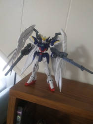 RG XXXG-00W0 Wing Gundam Zero (EW)