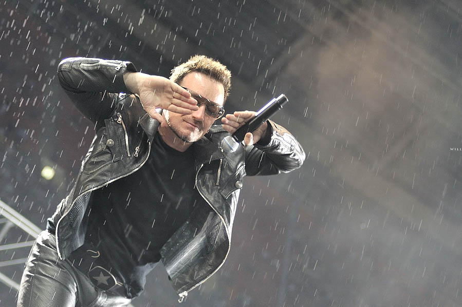 U2 in Moscow 17 - Bono