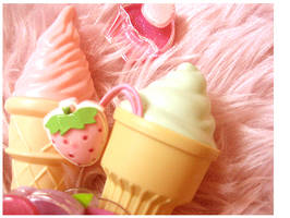 MIam ice cream cupcake kawaii