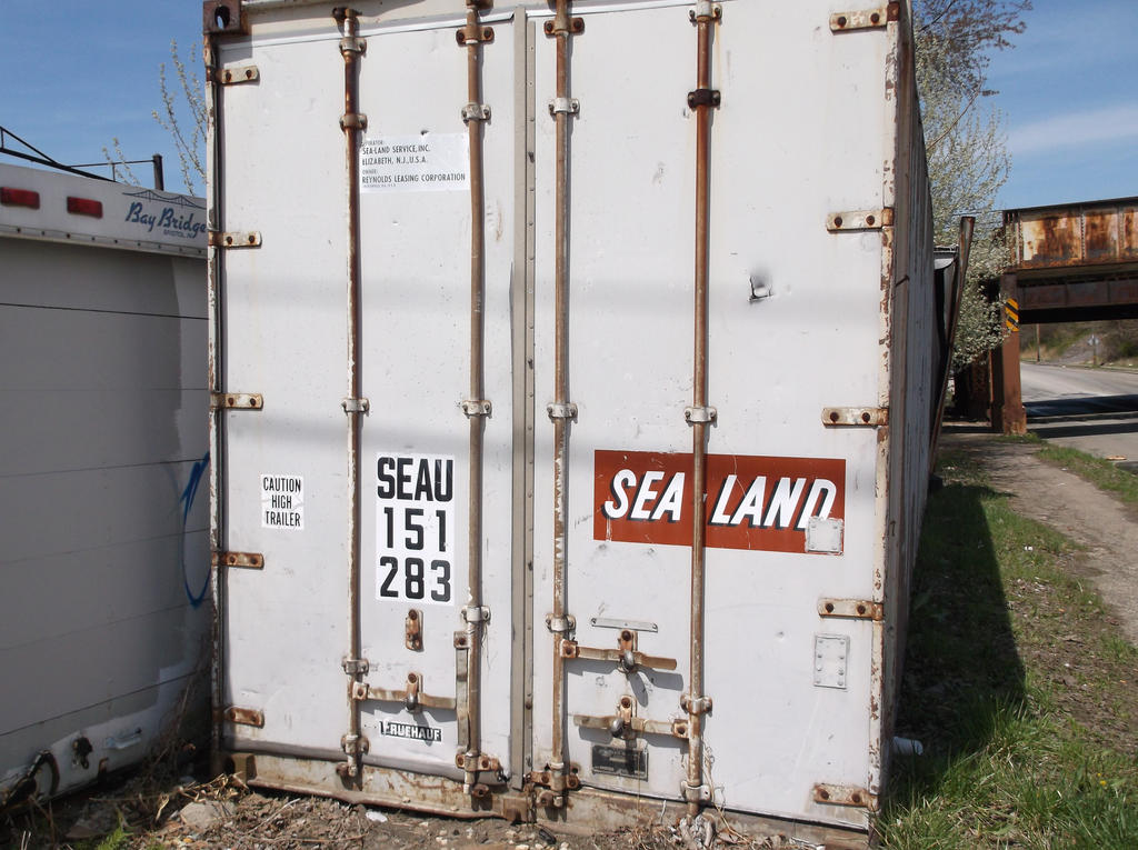 Old SeaLand Container. by CharukuNova on DeviantArt
