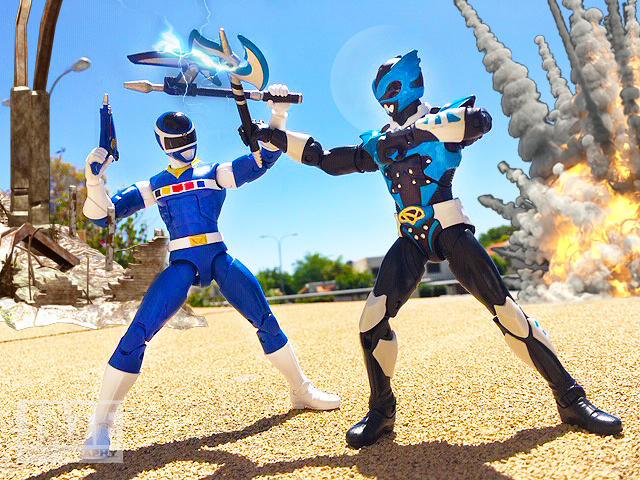 Blue Ranger v Psycho Blue Ranger by captainjaze on DeviantArt